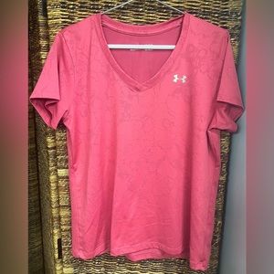 Under Armour- Tech‎ Womens Pink Shirt - Size: Large